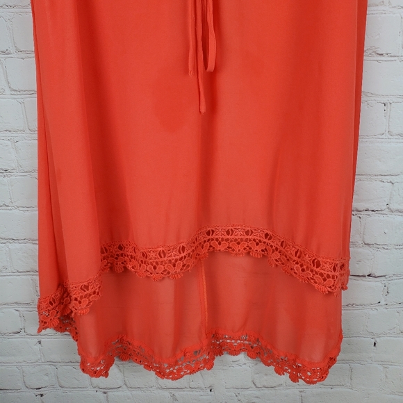 Umgee Sheer Hi Lo Lace Hem Sleeveless Tank Top - Picture 6 of 9